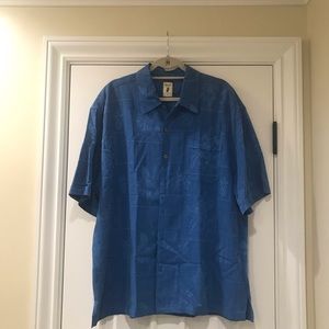 Men’s hawaiian shirt